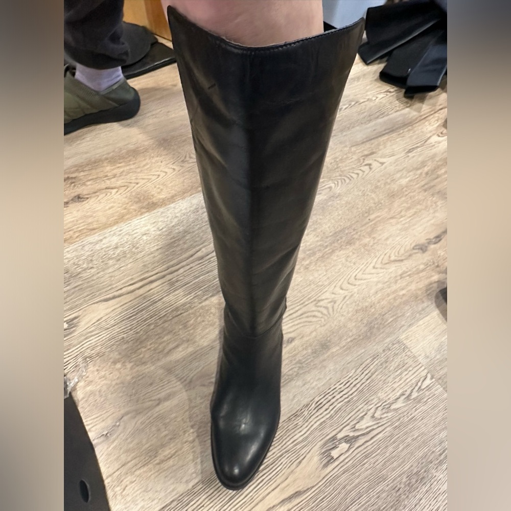Luca Ferri knee high boot size 8